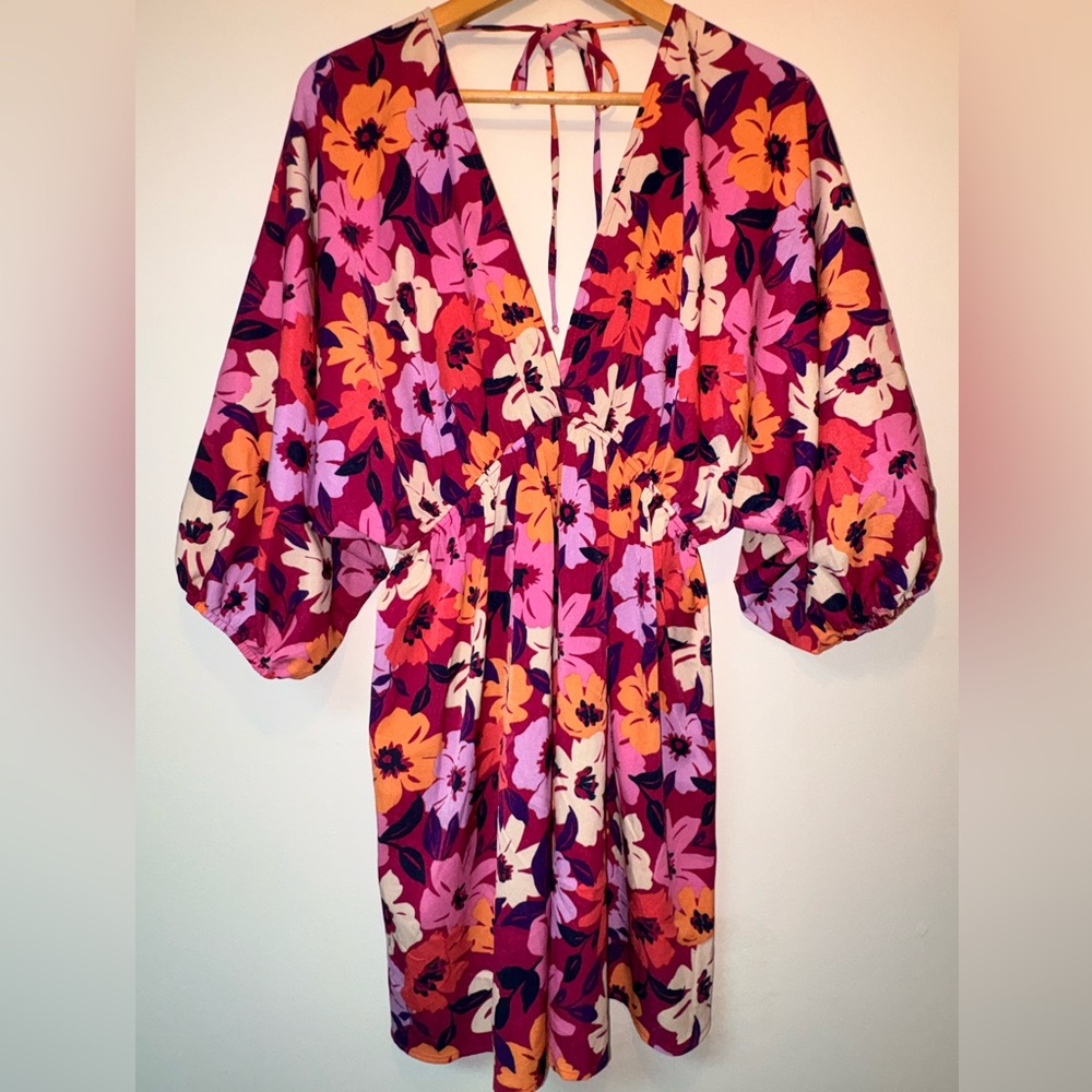 Floral‎ V-Neck Mini Dress - Multicolor